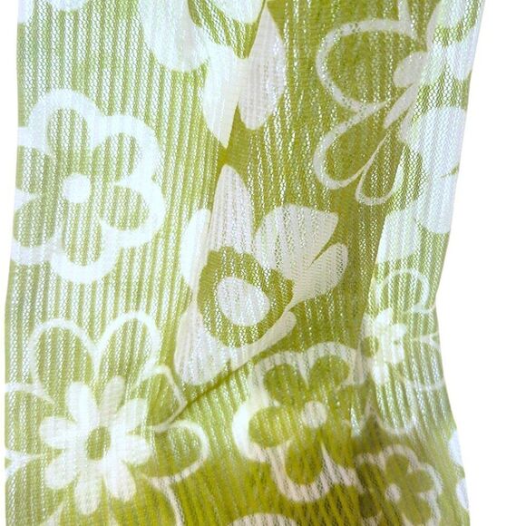 Madden NYC white floral long sleeve crop top - Picture 5 of 7